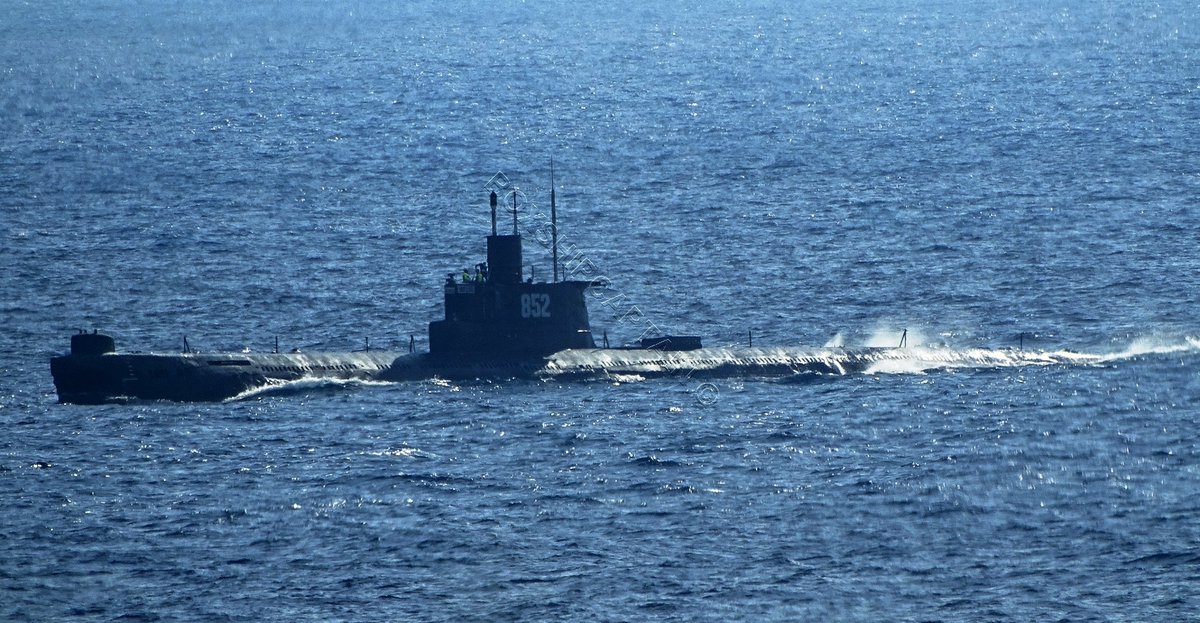 Egyptian Navy Type 033 (Romeo) class boat 852 is underway at S.East Med area. Romeo class submarines are considered obsolete,but Egptian boats are modernized in 1988 with a new FCS,new sonars,UGM-84 Harpoon missiles and Mk37 torpedoes.(NOV 2018)   