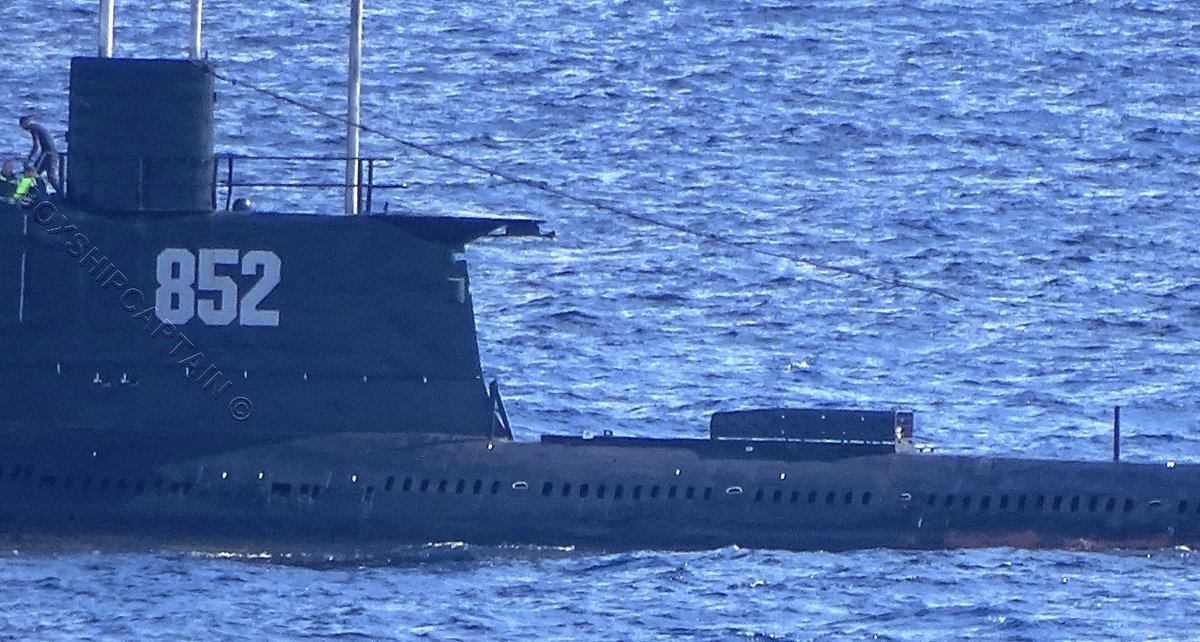 Egyptian Navy Type 033 (Romeo) class boat 852 is underway at S.East Med area. Romeo class submarines are considered obsolete,but Egptian boats are modernized in 1988 with a new FCS,new sonars,UGM-84 Harpoon missiles and Mk37 torpedoes.(NOV 2018)   