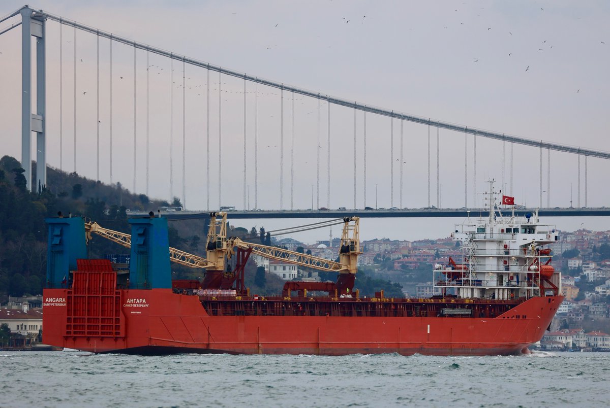 Russian arms exports to Egypt: @USTreasury sanctioned Moscow based M Leasing's Russian flag roro Angara, itself sanctioned, transited Bosphorus toward Med en route from Novorossiysk to Alexandria carrying arms. Rosoboronexport's revenue in 2022 is likely to total US$10.8 billion